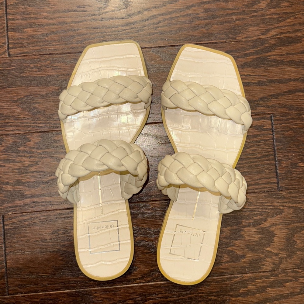 Dolce Vita Indy Sandal